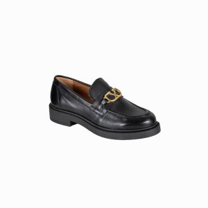 Chunky leather loafer with front chain