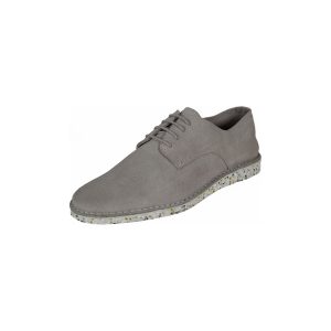 Suede shoe with recycled outsole