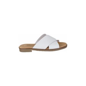 Crossed strap flat leather sandal