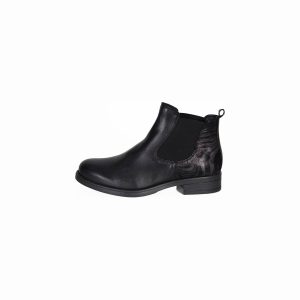 Woman Chelsea boot made of suede