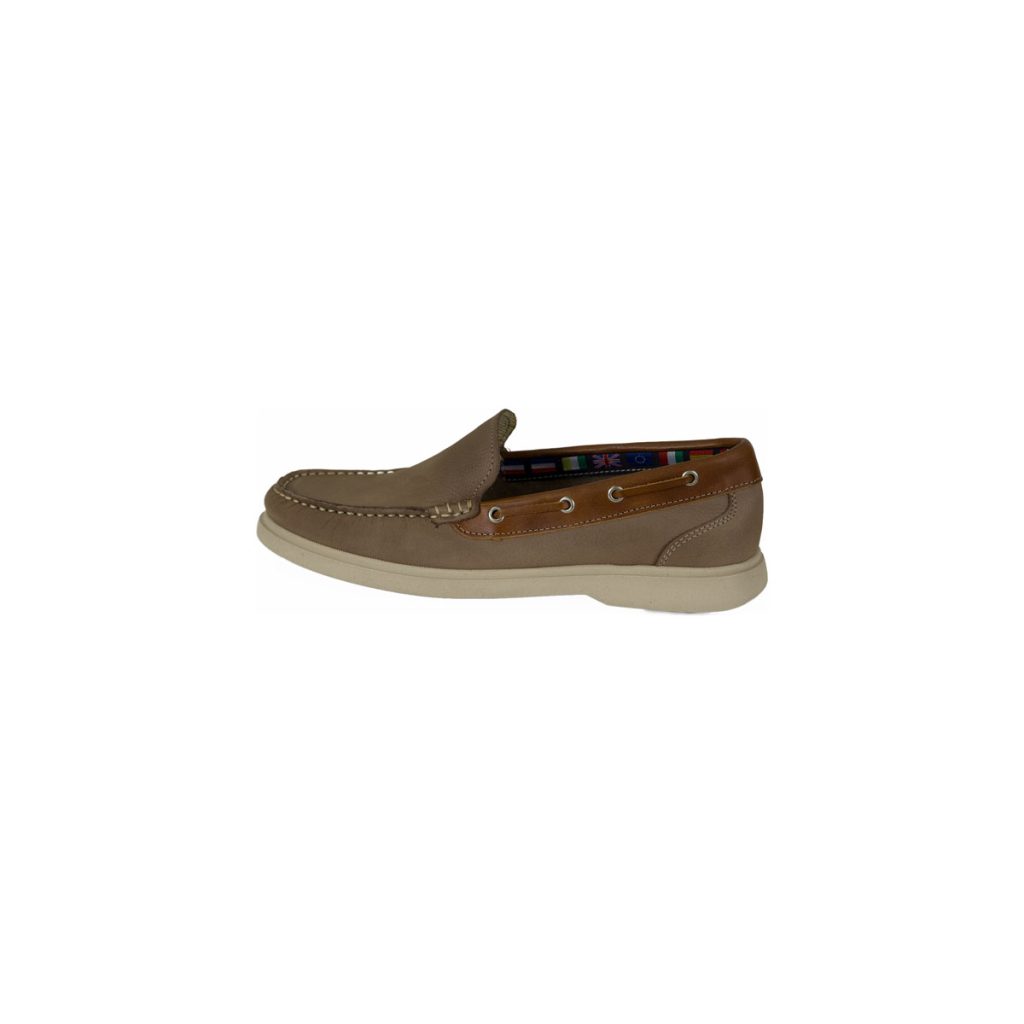 Leather boat shoe