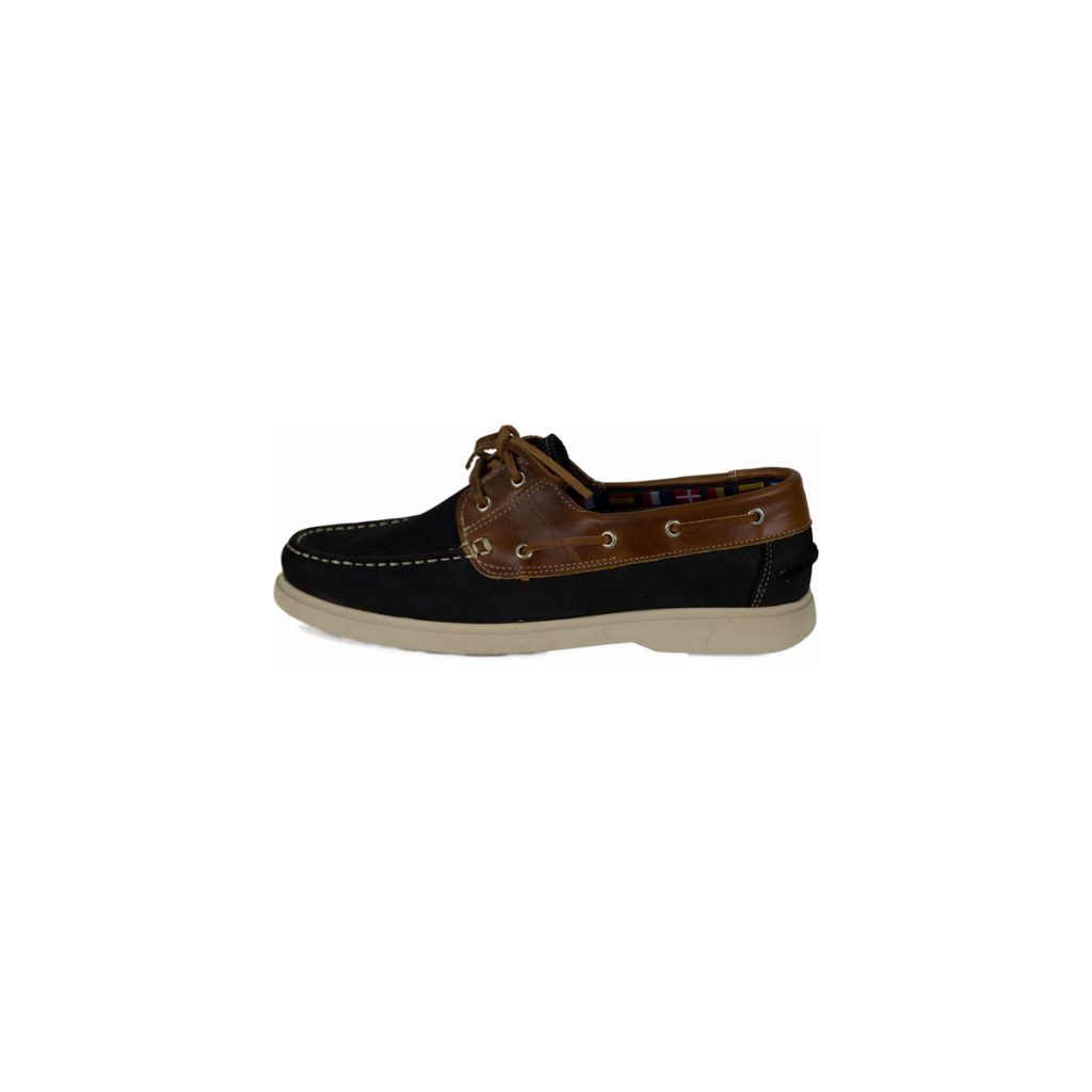 Leather boat shoe